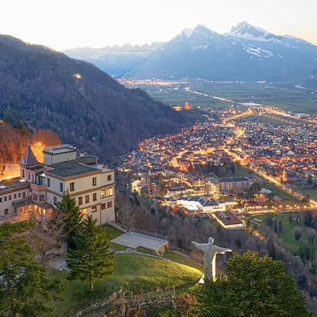 فندق Schloss Wartenstein باد ريغاز