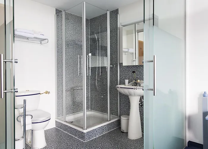 Hotel Schloss Wartenstein 3*