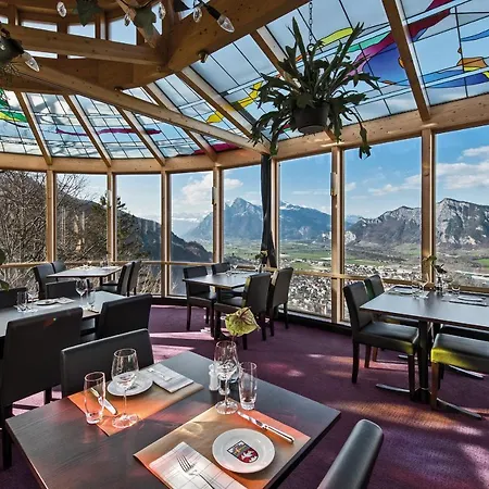 Hotel Schloss Wartenstein 3*